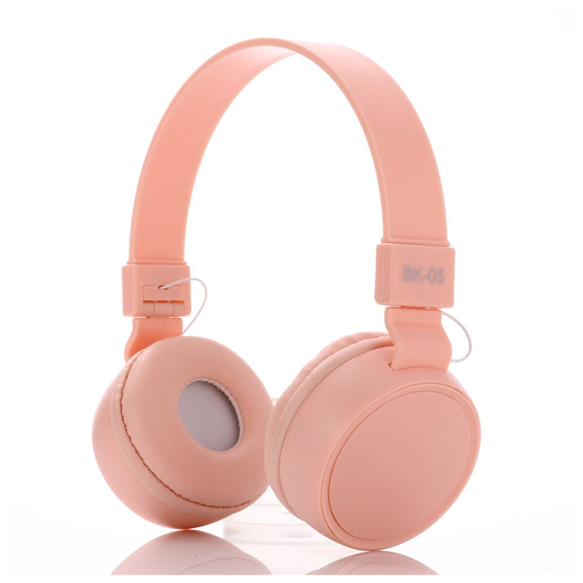 Diademas BK-05 Alámbricas Retro | Sonido Potente y Diseño Clásico