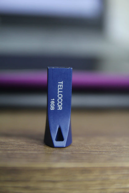 Memoria USB 16GB marca Tellocor